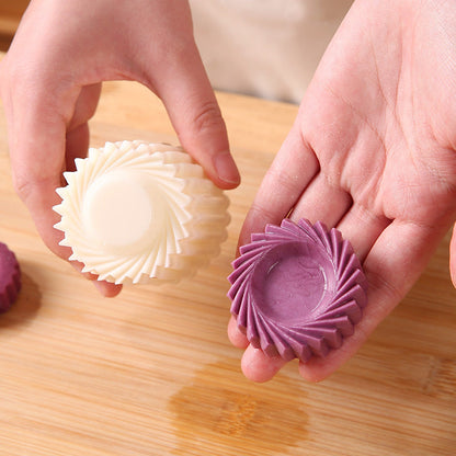 ⏰Last Day Sales - Buy 1 get 1 Free💥😍Creative Double-Ended Pastry Mold